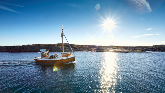 Boat.