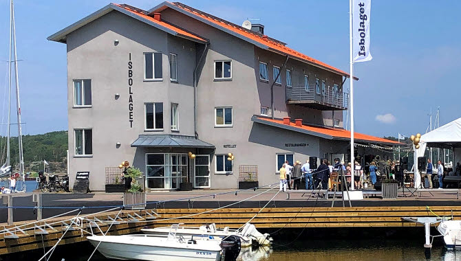 The entrance to Isbolaget.