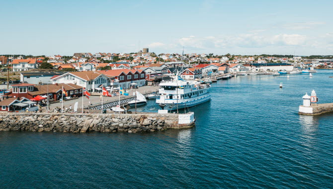 Hamnen Hönö klåva och dess hamnliv