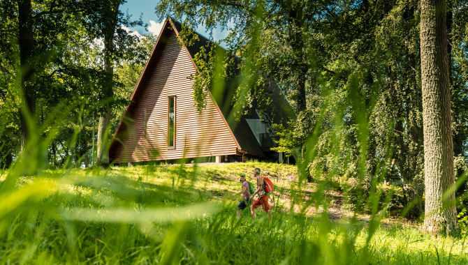 Besökare på Kata Gård